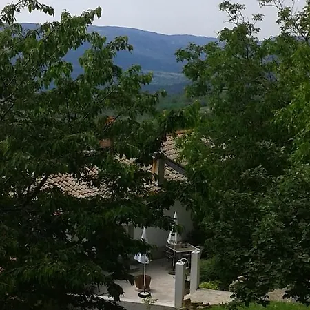 Bella Vista 2